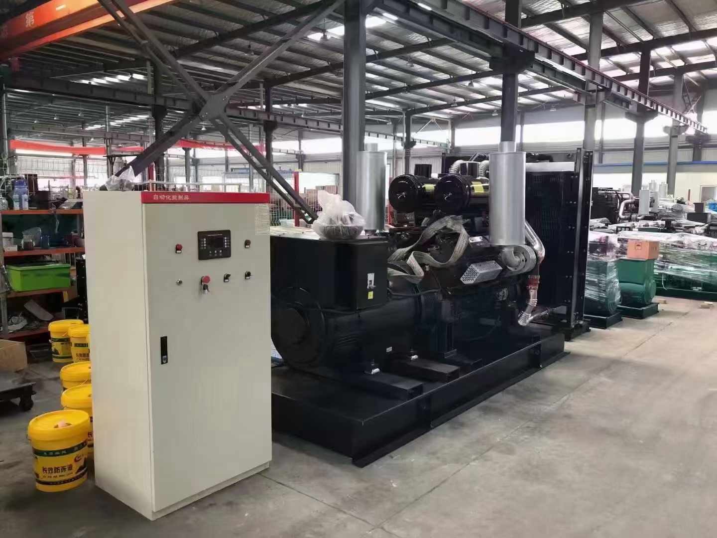 芒市柴油发电机运行时的噪音和振动水平如何？